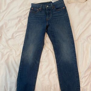 Levis dark wash wedgie fit jeans